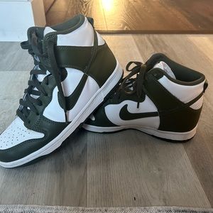 Nike Dunk High Cargo Khaki Shoes